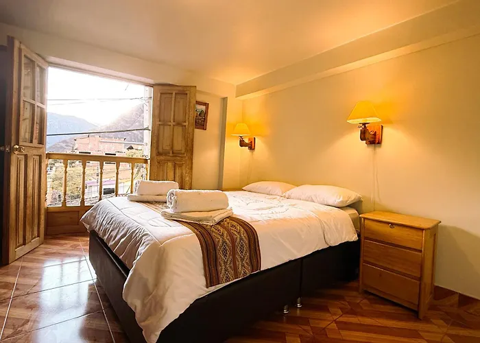 Hotel Nafis Casona Apu Linli 2*